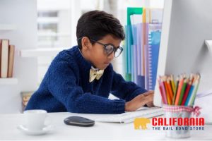 Advantages and Disadvantages of Online School
